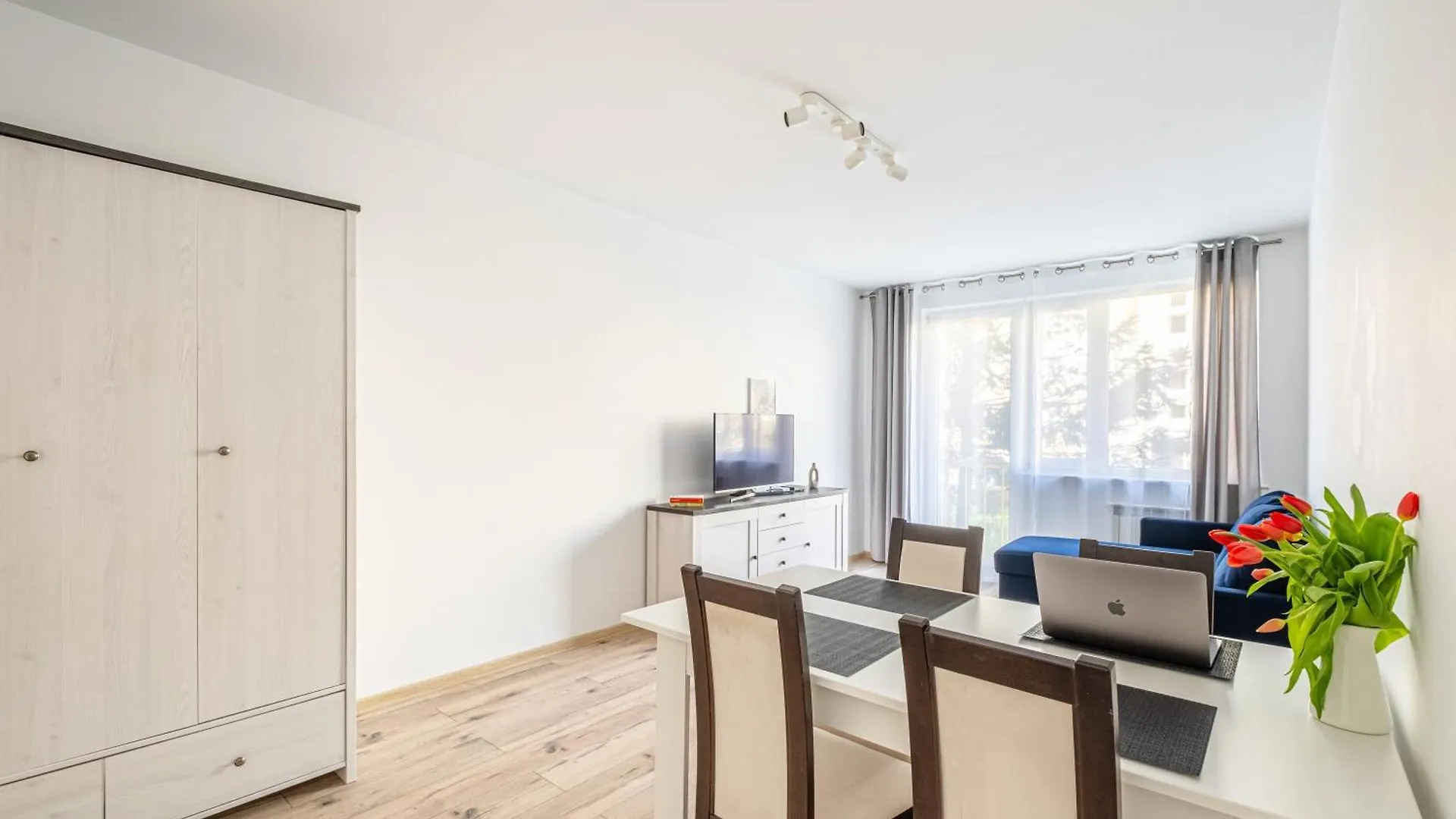 Initium Rooms - Apartament - Kolobrzeska 67L Gdansk